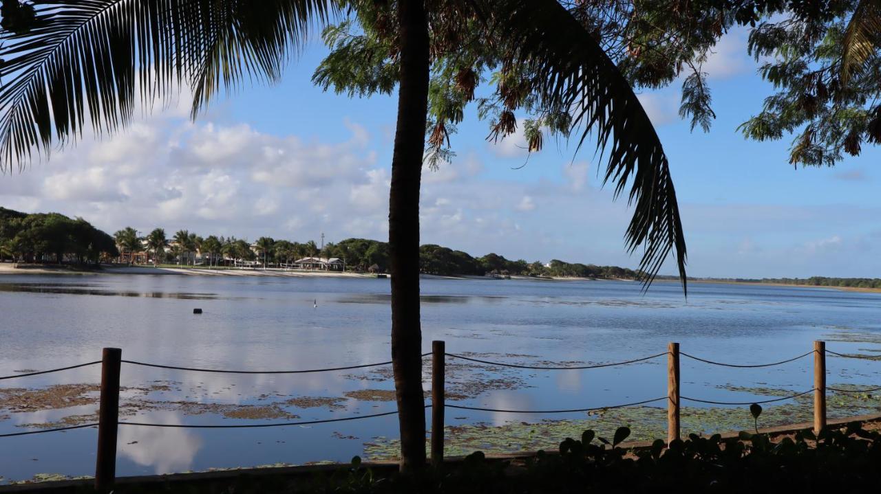 Apartamento Espetacular Na Melhor Praia Da Bahia, Guarajuba E Uma Das Unicas Praias Com Selo Azul Do Brasil -Luxo, Lazer, Diversao E Tranquilidade! Projetado Para Que Voce Tenha A Melhor Experiencia Em Hospedagem - Condominio Tipo Resort, O Mais Proc Camacari Exterior foto